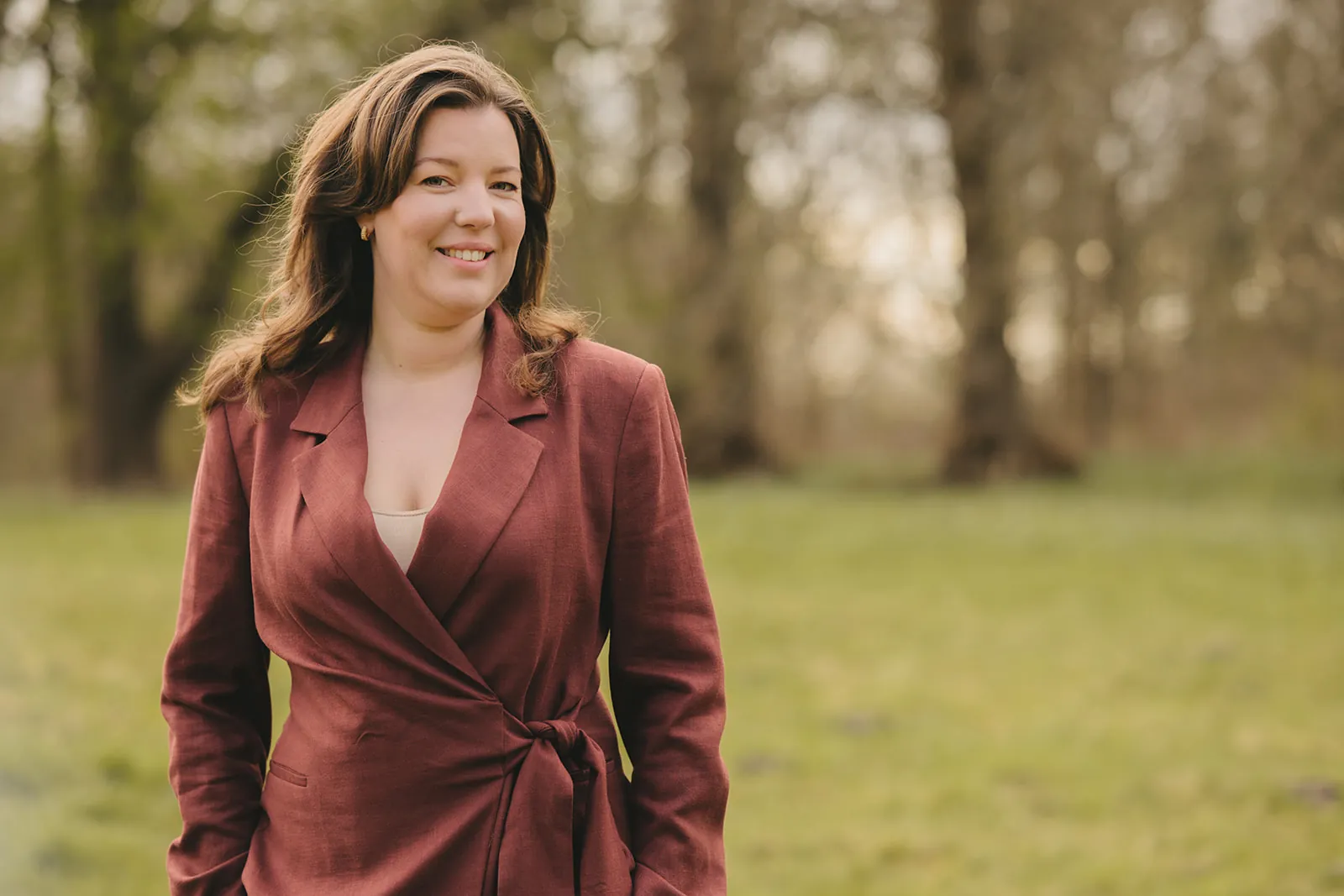 Marthe van der Molen in de natuur - contact opnemen met Systemique